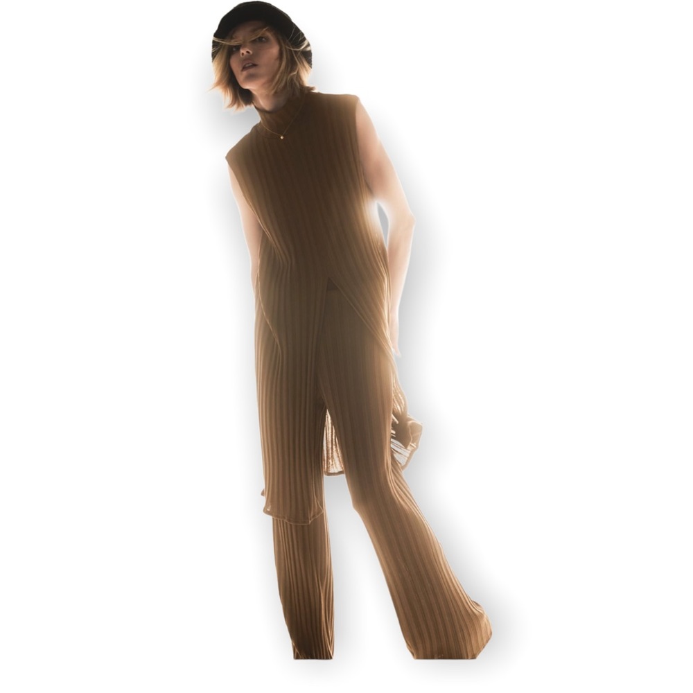 Zara Flared Ribbed Pants - Picture 2 of 4